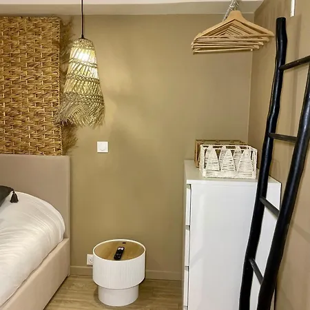 Cancun - & Balneo A 9 Minutes De La Cathedrale Apartment Reims