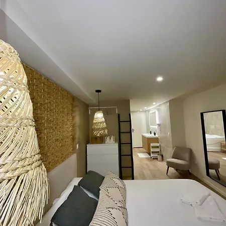 Cancun - & Balneo A 9 Minutes De La Cathedrale